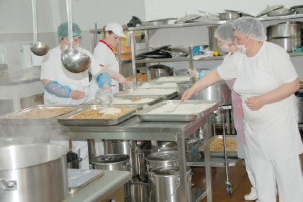 Meniu de sărbătoare, pentru bolnavii din Judeţean